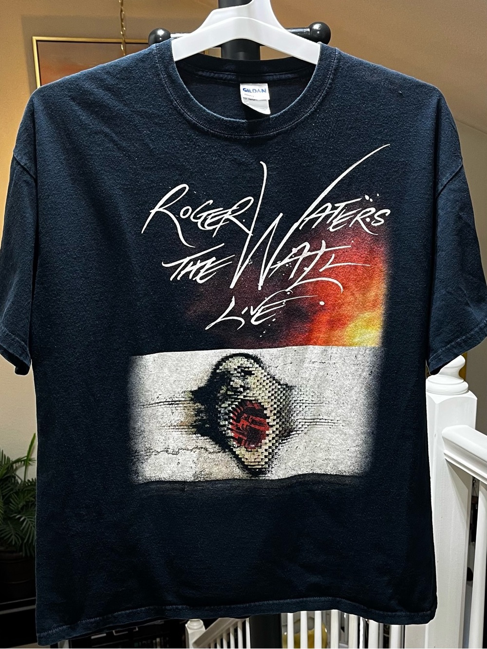 Roger Waters The Wall Live 2012 North American Tour Concert Tshirt Sz. XL